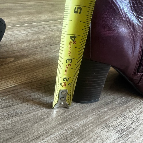 Isola soft stacked heel oxblood ankle boot size 8 good condition - Picture 14 of 15